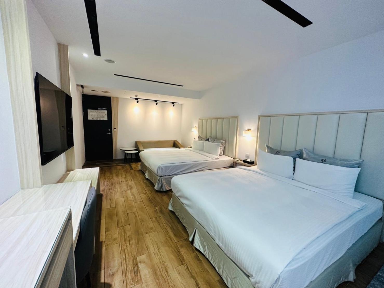 Ty Motel Таоуан Екстериор снимка
