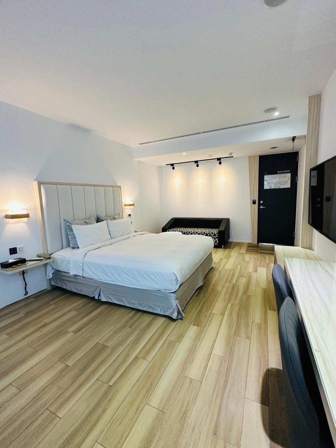 Ty Motel Таоуан Екстериор снимка