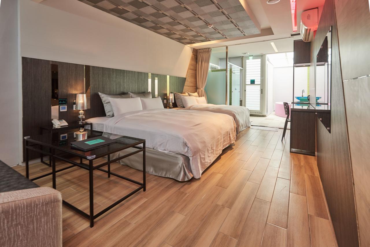 Ty Motel Таоуан Екстериор снимка